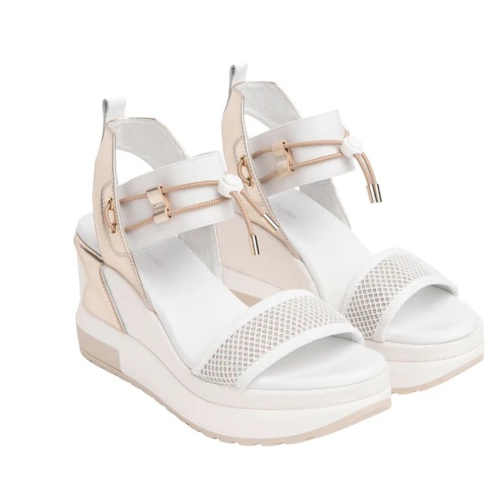 Nero Giardini Wedge Sandals  size 39